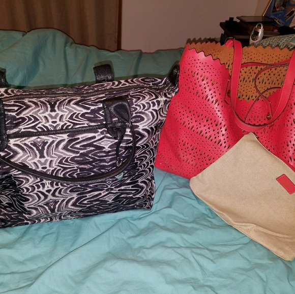 Stella & Dot Handbags - Stella and Dot